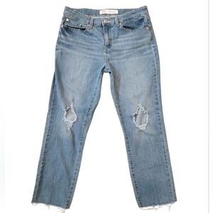 Levi's Light Blue Mid Rise Boyfriend Jeans